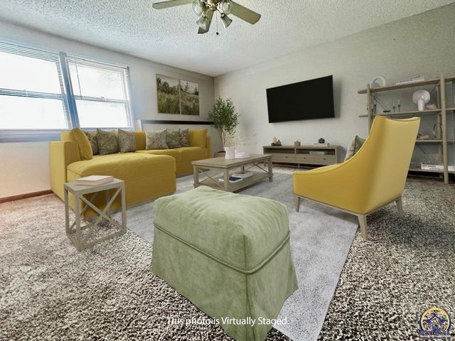 741 SW Mifflin RD, Topeka, KS 66606