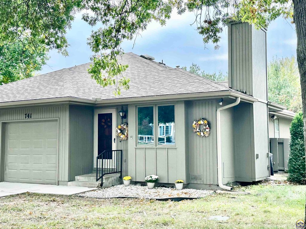 741 SW Mifflin RD, Topeka, KS 66606