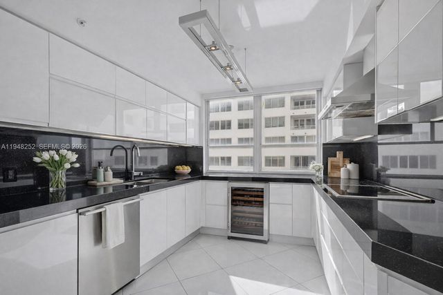 5025 Collins Ave 903, Miami Beach, FL 33140