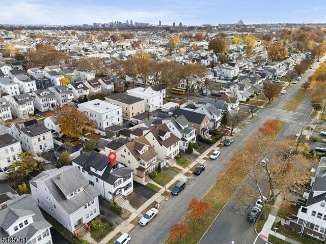 218 Ampere Pkwy, Bloomfield Twp., NJ 07003