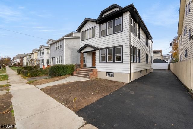 218 Ampere Pkwy, Bloomfield Twp., NJ 07003