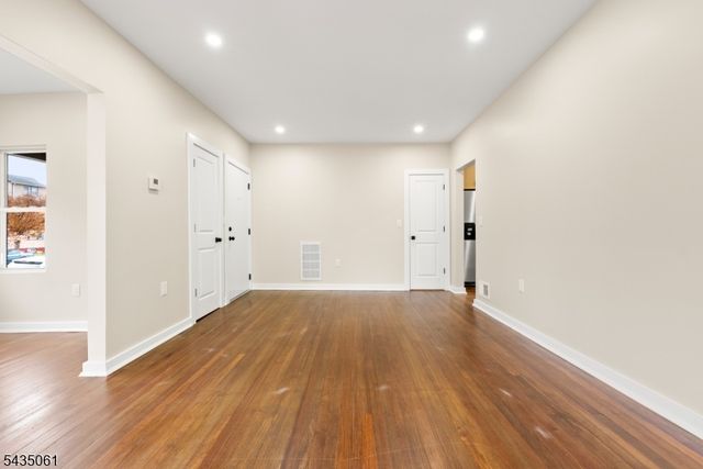 218 Ampere Pkwy, Bloomfield Twp., NJ 07003