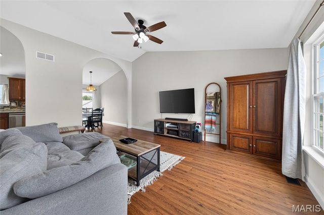 46 Hampton Drive, Troy, MO 63379