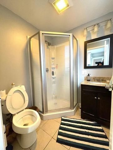 60 Fiske St 2, Waltham, MA 02451