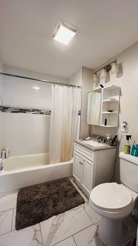 60 Fiske St 2, Waltham, MA 02451