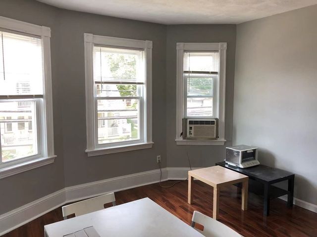 60 Fiske St 2, Waltham, MA 02451