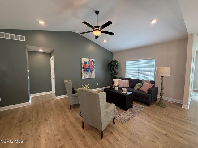 5021 Easton Drive, Oregon, OH 43616
