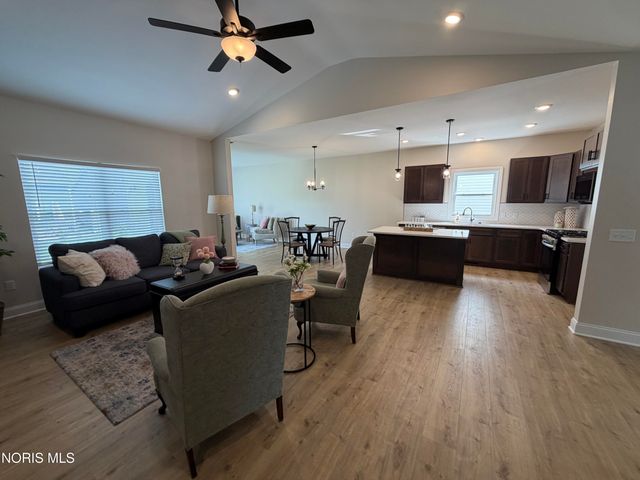 5021 Easton Drive, Oregon, OH 43616