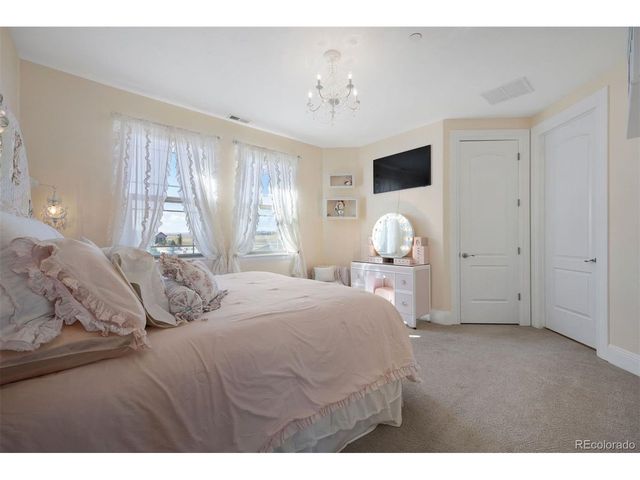 7343 Upton Ct, Castle Rock, CO 80104