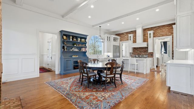 4810 Scenic Oaks Ln, Thompsons Station, TN 37179