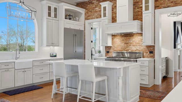 4810 Scenic Oaks Ln, Thompsons Station, TN 37179