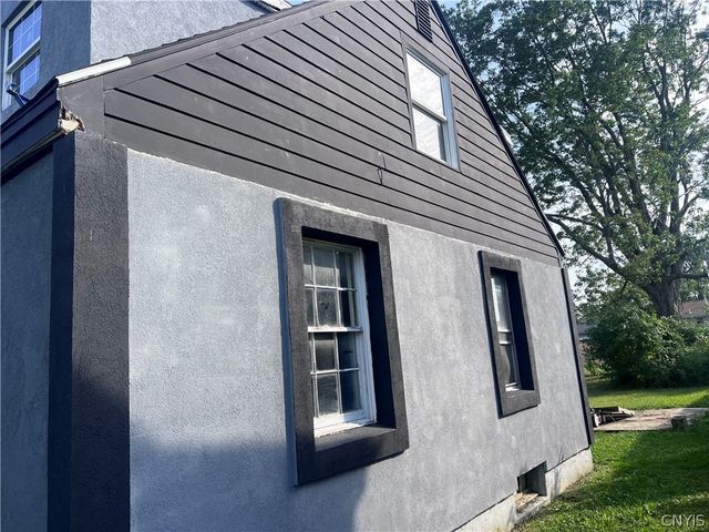 225 Russell Avenue, Salina, NY 13088