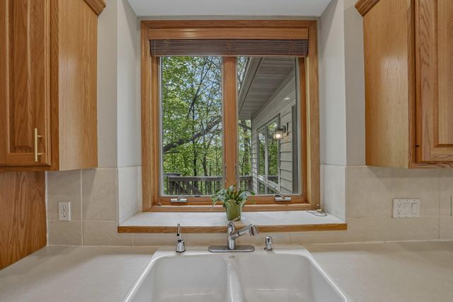 7701 Shenandoah Lane N, Maple Grove, MN 55311