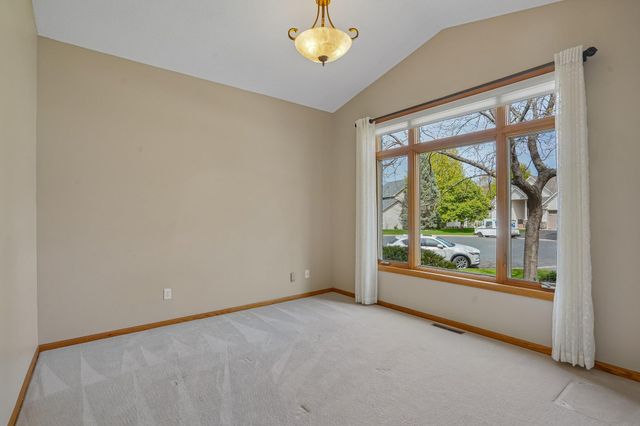 7701 Shenandoah Lane N, Maple Grove, MN 55311