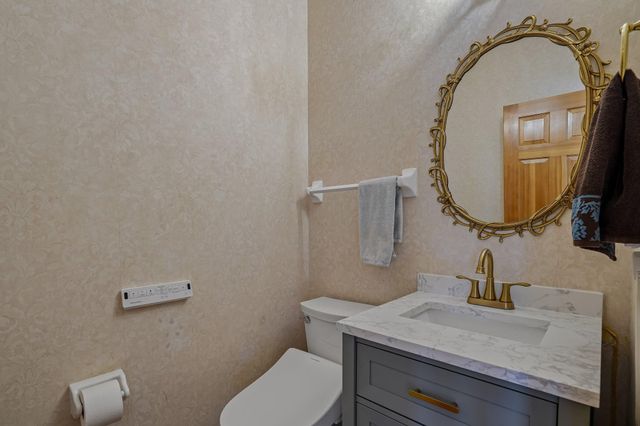 7701 Shenandoah Lane N, Maple Grove, MN 55311