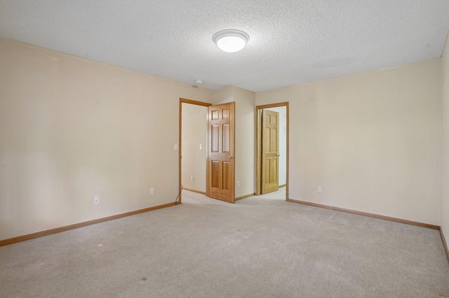 7701 Shenandoah Lane N, Maple Grove, MN 55311