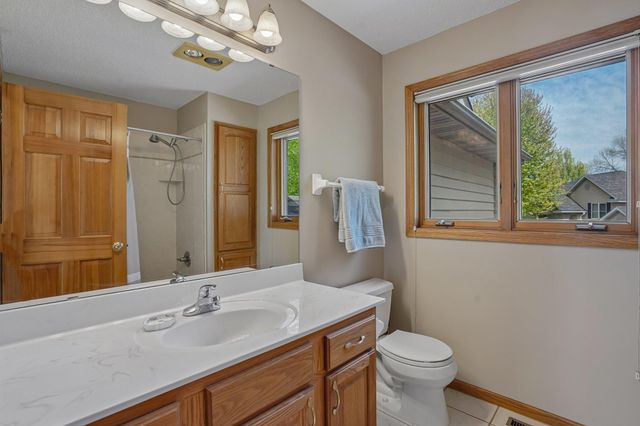 7701 Shenandoah Lane N, Maple Grove, MN 55311