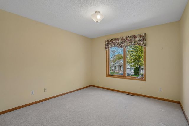 7701 Shenandoah Lane N, Maple Grove, MN 55311