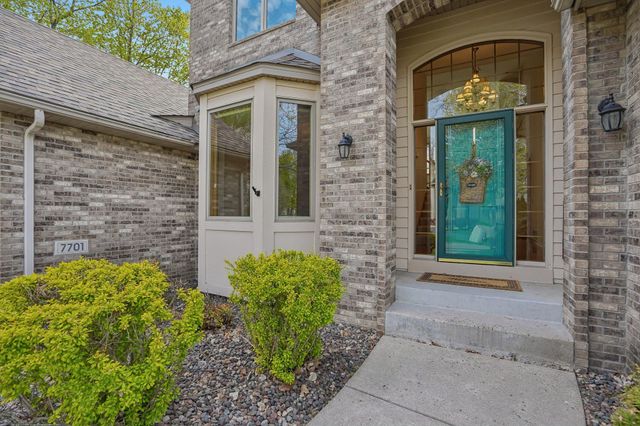 7701 Shenandoah Lane N, Maple Grove, MN 55311