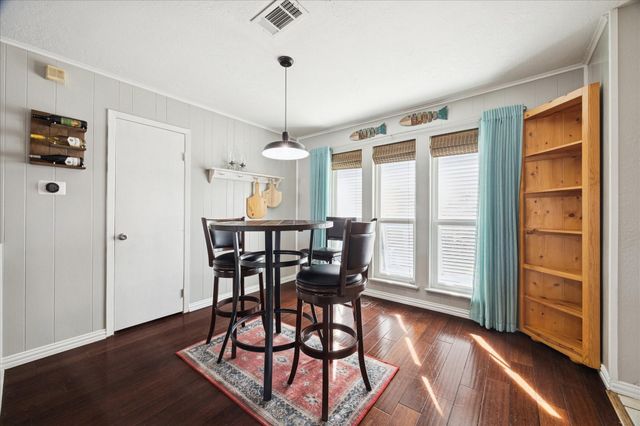 15 S Curlew Street, La Marque, TX 77568