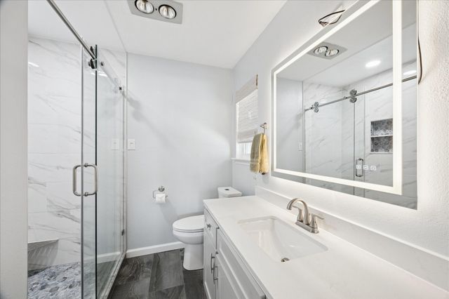 15 S Curlew Street, La Marque, TX 77568