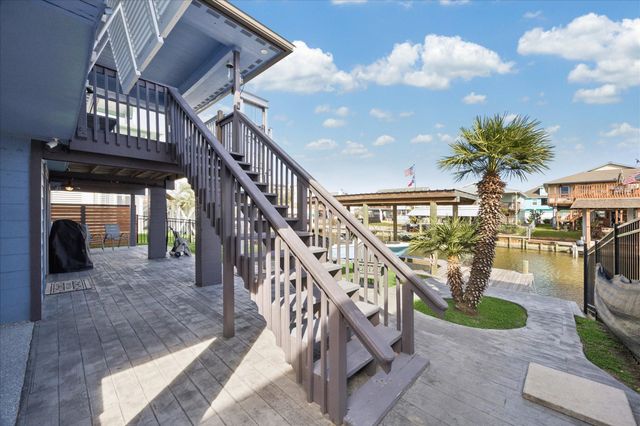 15 S Curlew Street, La Marque, TX 77568