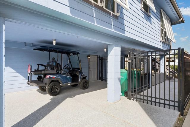 15 S Curlew Street, La Marque, TX 77568