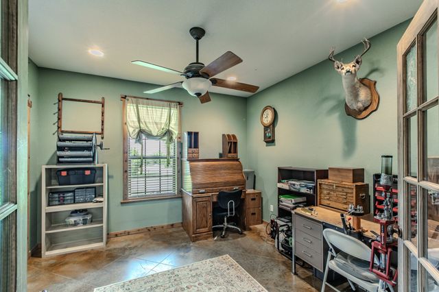5636 Fm 56, Clifton, TX 76634