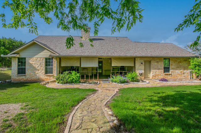 5636 Fm 56, Clifton, TX 76634