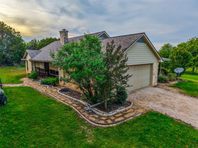 5636 Fm 56, Clifton, TX 76634