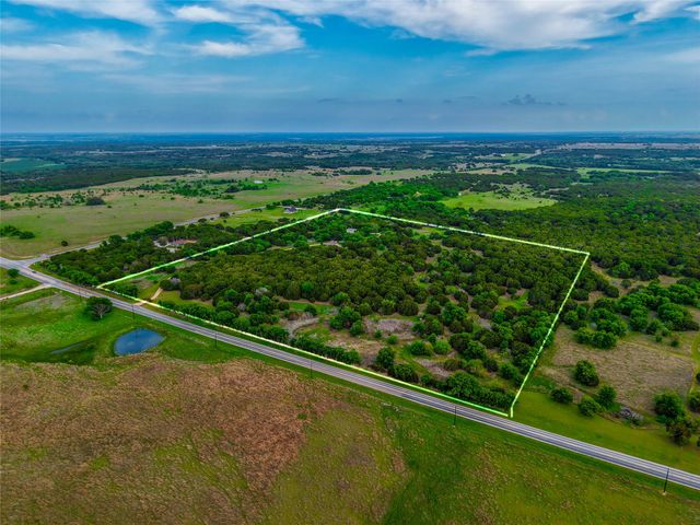 5636 Fm 56, Clifton, TX 76634