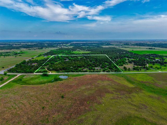 5636 Fm 56, Clifton, TX 76634