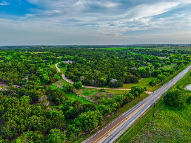 5636 Fm 56, Clifton, TX 76634