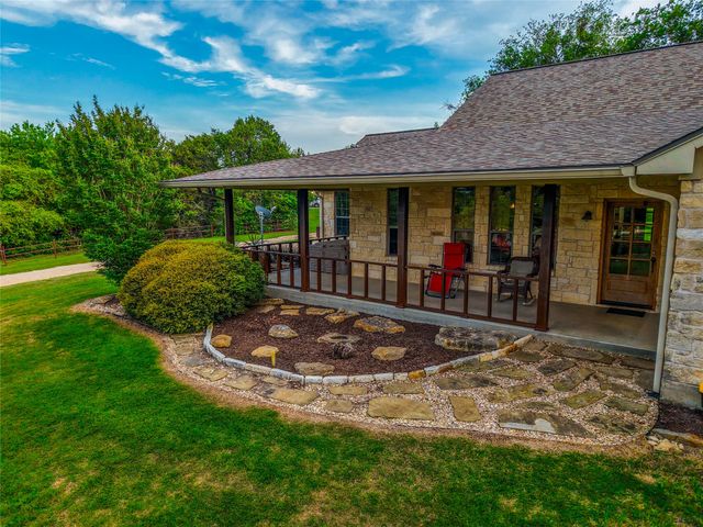 5636 Fm 56, Clifton, TX 76634
