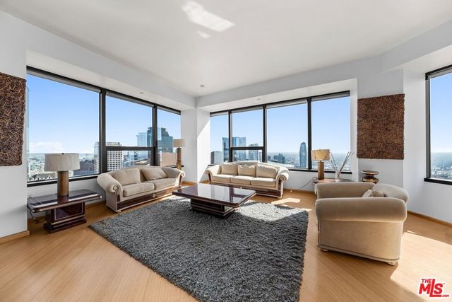 1100 Wilshire Boulevard 3508, Los Angeles, CA 90017