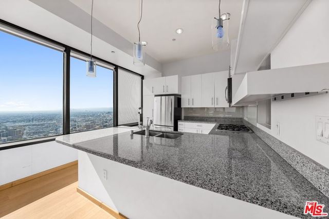 1100 Wilshire Boulevard 3508, Los Angeles, CA 90017