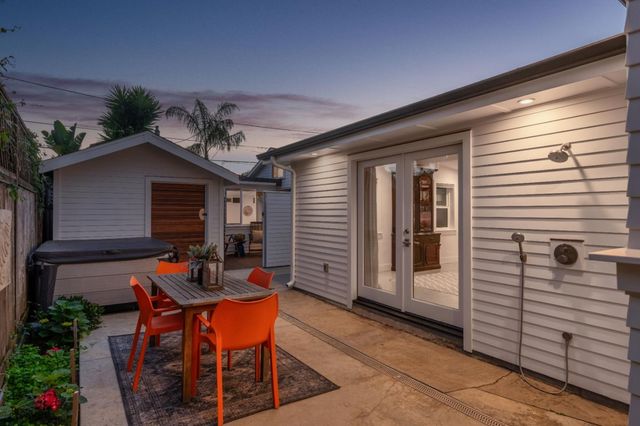331 36th Avenue, Santa Cruz, CA 95062