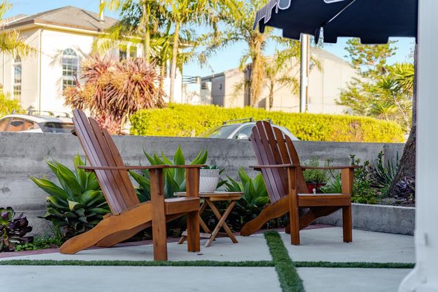 331 36th Avenue, Santa Cruz, CA 95062