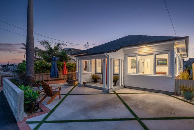 331 36th Avenue, Santa Cruz, CA 95062