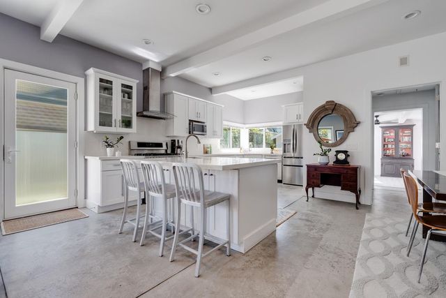331 36th Avenue, Santa Cruz, CA 95062
