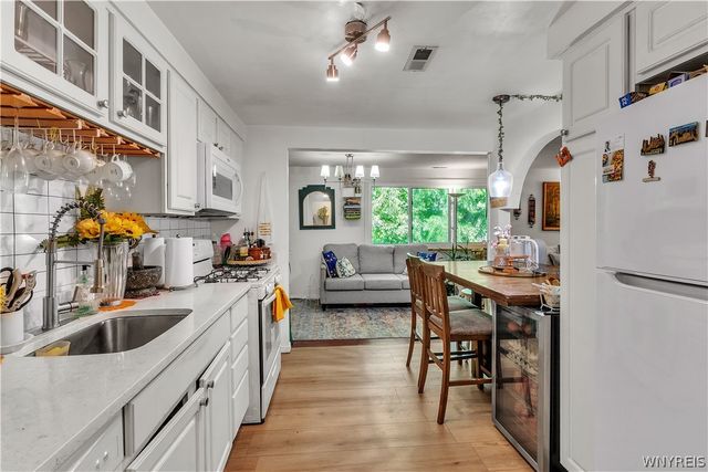 5 Cambridge G, Amherst, NY 14221