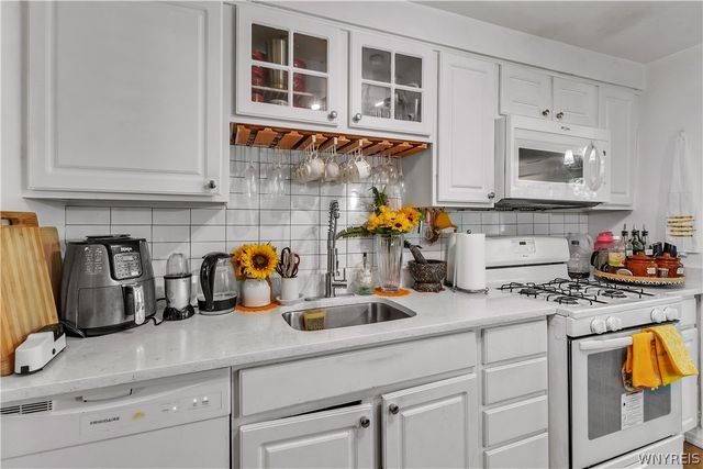 5 Cambridge G, Amherst, NY 14221