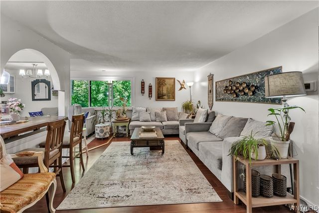 5 Cambridge G, Amherst, NY 14221