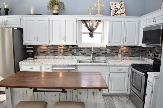 1591 W Mulberry Street, Olathe, KS 66061