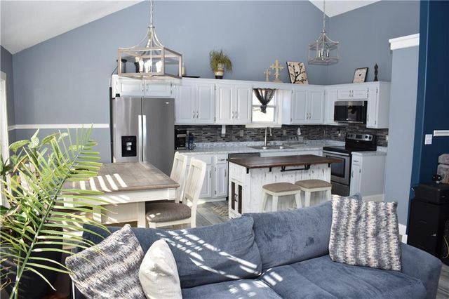 1591 W Mulberry Street, Olathe, KS 66061