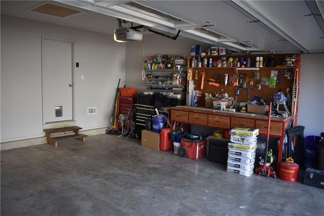 1591 W Mulberry Street, Olathe, KS 66061