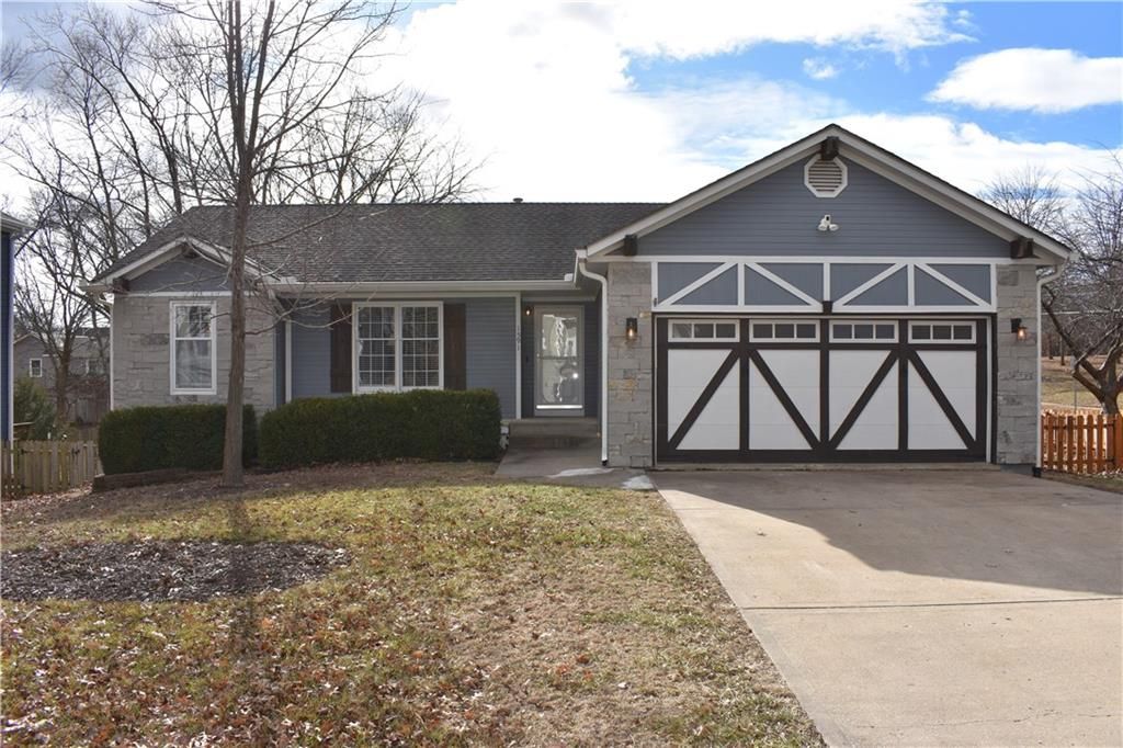 1591 W Mulberry Street, Olathe, KS 66061