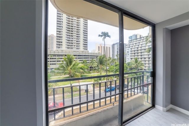 440 Seaside Avenue 310, Honolulu, HI 96815