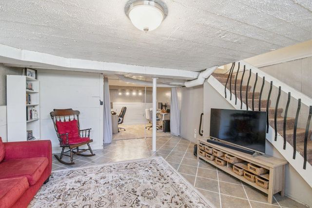 1011 HOLZER STREET, Green Bay, WI 54303