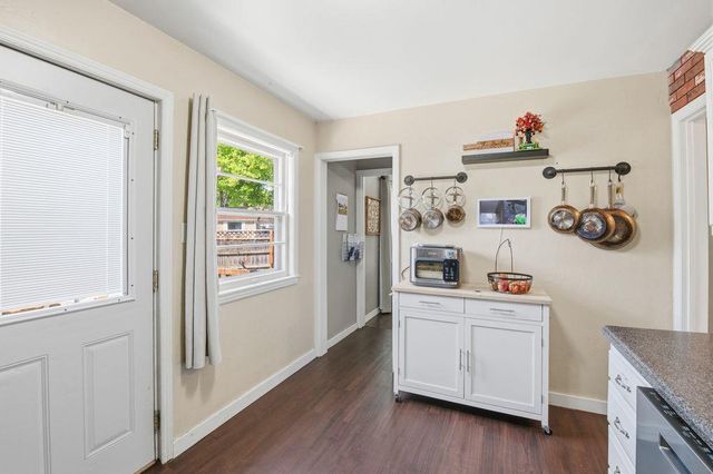 1011 HOLZER STREET, Green Bay, WI 54303